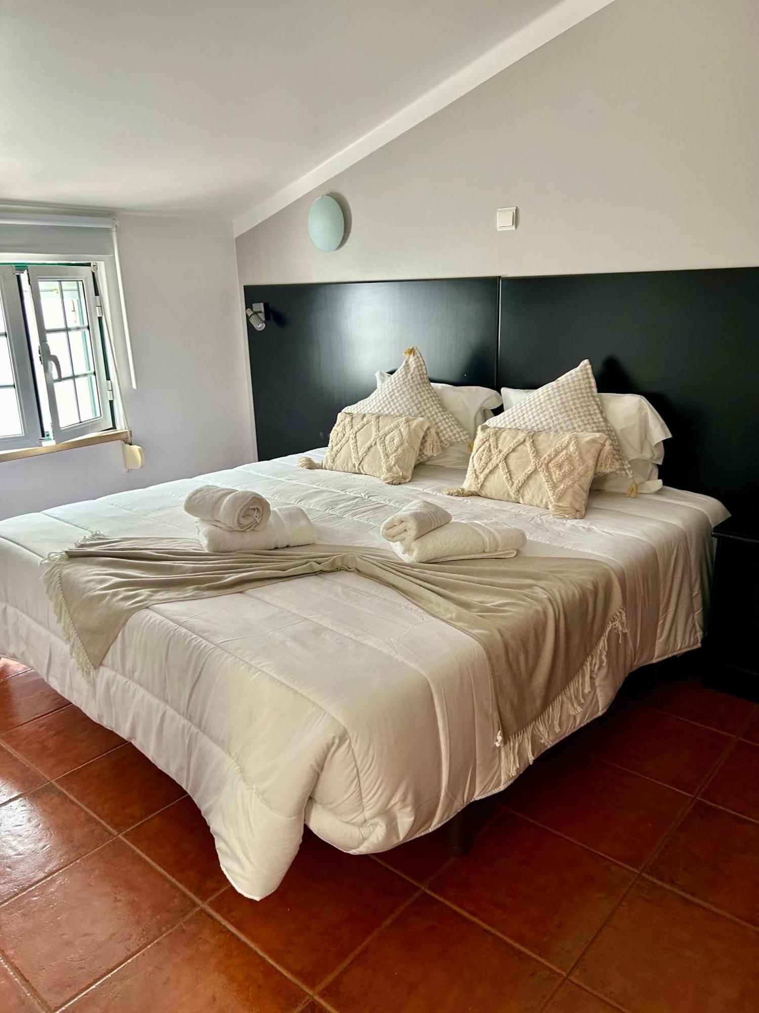 Alojamento S. Joao Peniche Exterior photo